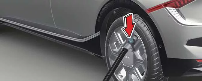 Kia EV6 compressor hose valve locked before tire inflation